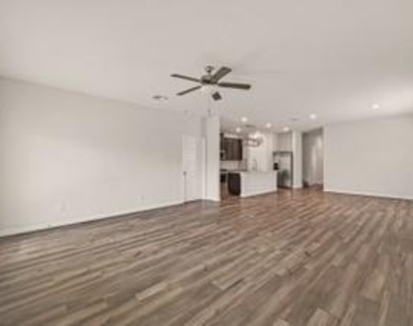 4231 Reese Ravine Lane - Photo Thumbnail 12