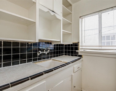 1828 W Main Street - Photo Thumbnail 18