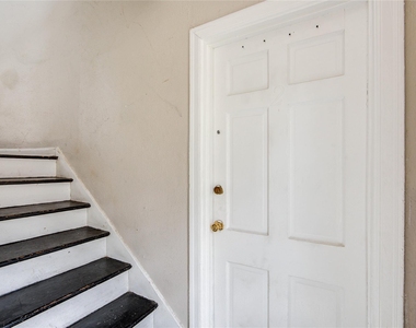 1828 W Main Street - Photo Thumbnail 4