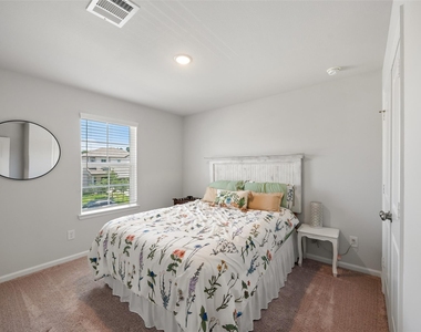 8015 Peppercorn Street - Photo Thumbnail 15