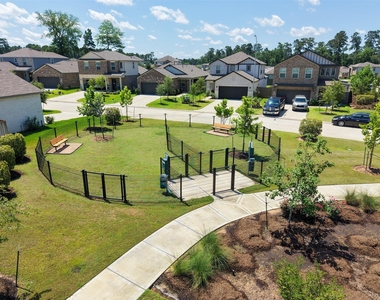 8015 Peppercorn Street - Photo Thumbnail 22