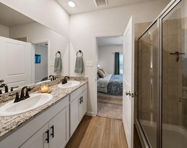 8015 Peppercorn Street - Photo Thumbnail 14