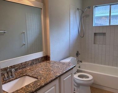 19530 Gladewater Drive - Photo Thumbnail 18