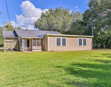 1007 Plum Street - Photo Thumbnail 14