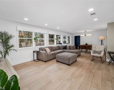 1840 23rd Street Sw - Photo Thumbnail 1