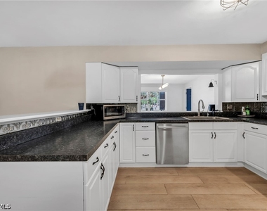 1840 23rd Street Sw - Photo Thumbnail 8