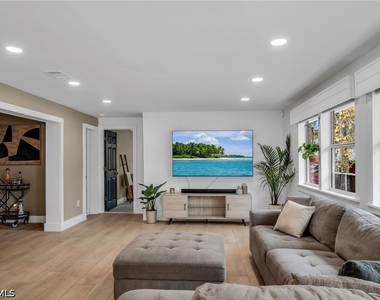 1840 23rd Street Sw - Photo Thumbnail 3