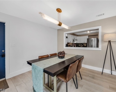 1840 23rd Street Sw - Photo Thumbnail 10