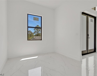 3315 Sunshine Boulevard N - Photo Thumbnail 14