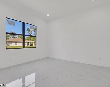 3315 Sunshine Boulevard N - Photo Thumbnail 16