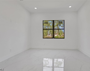 3315 Sunshine Boulevard N - Photo Thumbnail 17