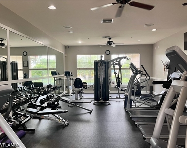 6920 Huntington Lakes Circle - Photo Thumbnail 22