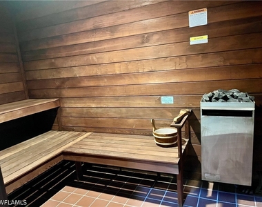 6920 Huntington Lakes Circle - Photo Thumbnail 21