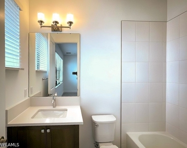 20914 Thistle Leaf Lane - Photo Thumbnail 16
