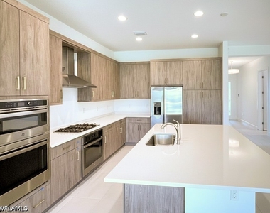 20914 Thistle Leaf Lane - Photo Thumbnail 1