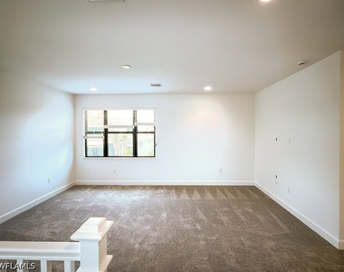 20914 Thistle Leaf Lane - Photo Thumbnail 12