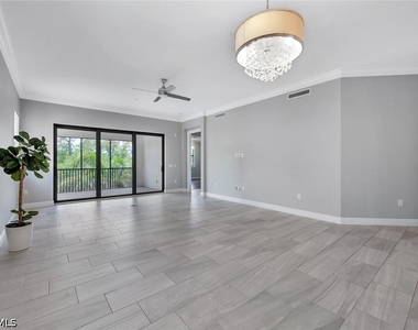 16374 Viansa Way - Photo Thumbnail 9