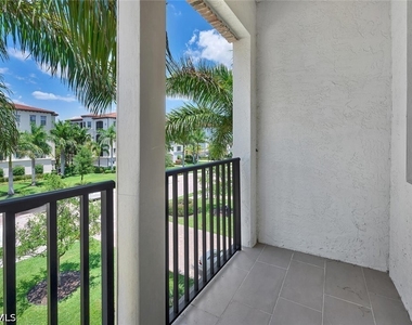 16374 Viansa Way - Photo Thumbnail 24