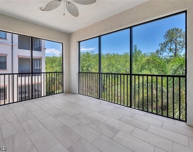 16374 Viansa Way - Photo Thumbnail 11