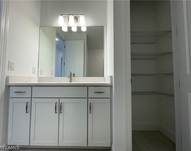 4101 Sonoma Oaks Circle - Photo Thumbnail 30