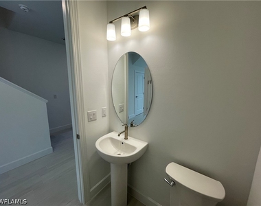 4101 Sonoma Oaks Circle - Photo Thumbnail 16