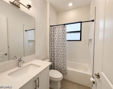20202 Ainsley Street - Photo Thumbnail 17