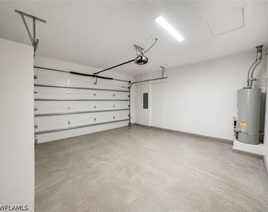 20202 Ainsley Street - Photo Thumbnail 23