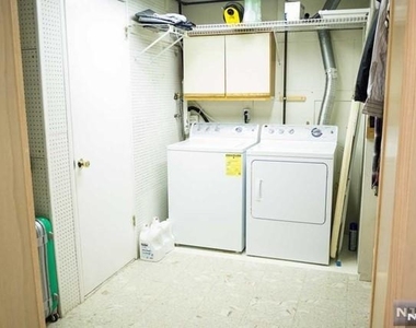 8 Markham - Photo Thumbnail 15
