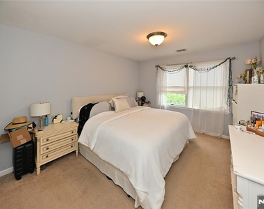 253 Madison - Photo Thumbnail 6