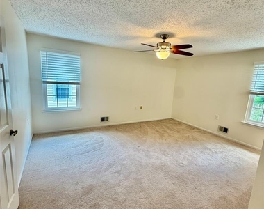 107 Pine Oak - Photo Thumbnail 4