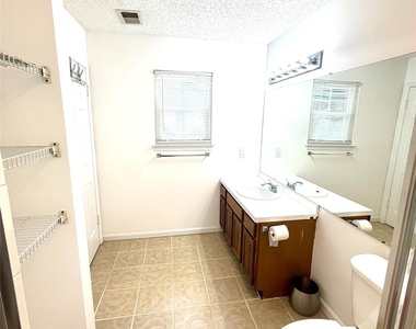 107 Pine Oak - Photo Thumbnail 5
