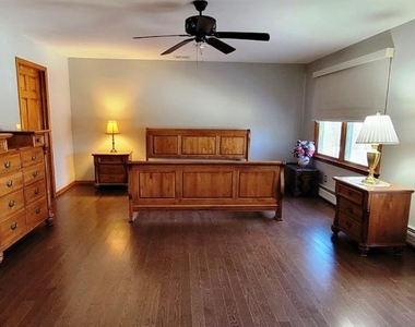 16 Zimmer - Photo Thumbnail 18