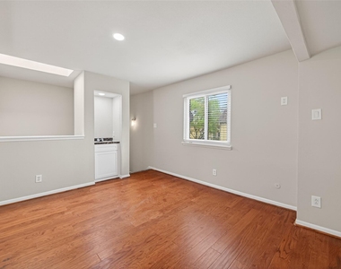 1114 Augusta Drive - Photo Thumbnail 28