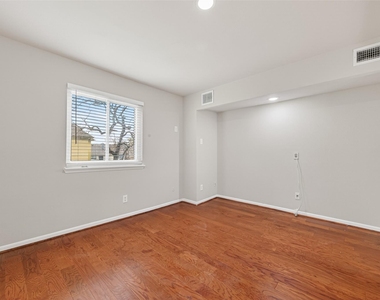 1114 Augusta Drive - Photo Thumbnail 31