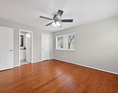 1114 Augusta Drive - Photo Thumbnail 22