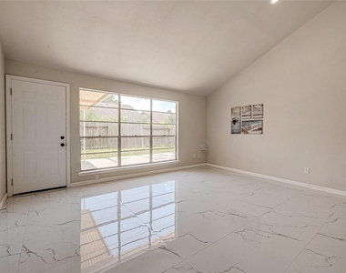 12055 Fairpoint Drive - Photo Thumbnail 42