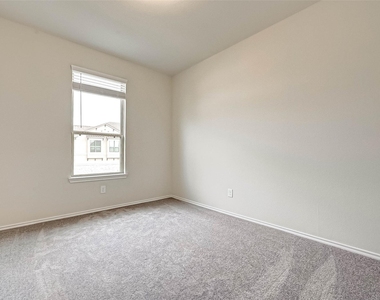 10311 Harmon Smith Drive - Photo Thumbnail 29