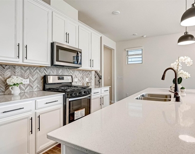 10311 Harmon Smith Drive - Photo Thumbnail 11