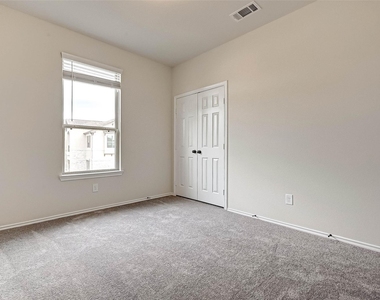 10311 Harmon Smith Drive - Photo Thumbnail 32