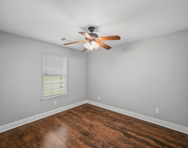 20967 Young Meadows Way - Photo Thumbnail 3