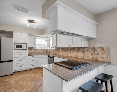 22502 Fields Lane - Photo Thumbnail 10