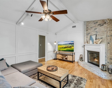 22502 Fields Lane - Photo Thumbnail 4