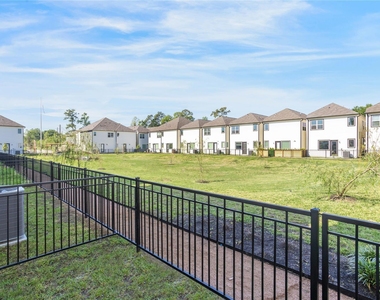 5923 Jasper Jones Way - Photo Thumbnail 21