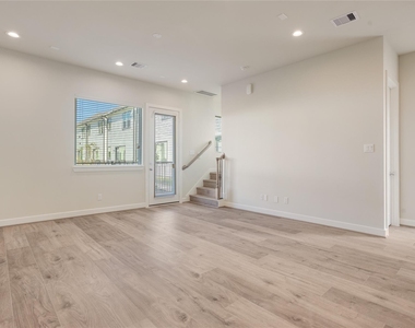 5923 Jasper Jones Way - Photo Thumbnail 20