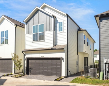 5923 Jasper Jones Way - Photo Thumbnail 1