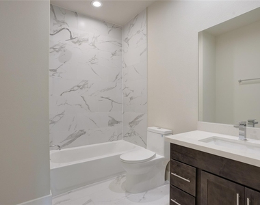 5923 Jasper Jones Way - Photo Thumbnail 17