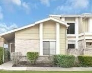 6103 Ludington Drive - Photo Thumbnail 4