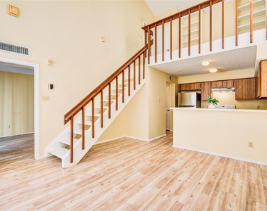 6103 Ludington Drive - Photo Thumbnail 6