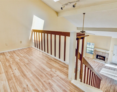 6103 Ludington Drive - Photo Thumbnail 14