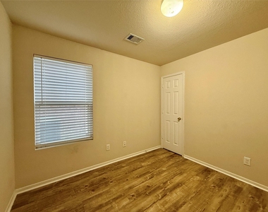 14802 Fir Knoll Way - Photo Thumbnail 20